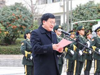 【学习贯彻二十大精神】学校开展“晨读宪法”活动