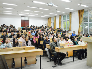 安徽大学管理学院王文滔博士应邀来信息学院讲学——“淮信讲坛”系列讲座第40期成功举办